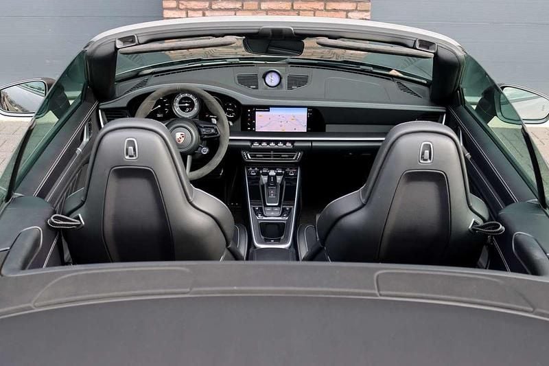 Occasion Porsche 992 650 PK (478 kW) 2023 Grijs Cabriolet