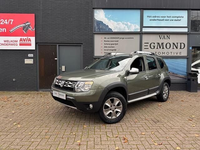 Grijs (metallic) Gebruikt 2015 Dacia Duster Prestige SUV | € 7.450 (Eerlijke prijs) - Afbeelding 1/4