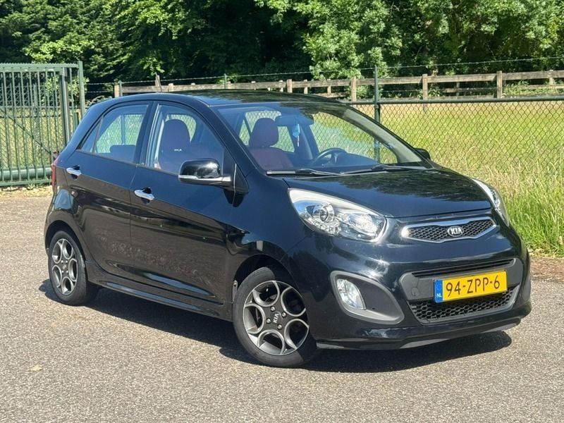 Zwart Gebruikt 2013 Kia Picanto Hatchback | € 4.950 (Eerlijke prijs) - Afbeelding 1/4