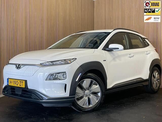 Wit Gebruikt 2020 Hyundai Kona Comfort SUV | € 17.395 (Eerlijke prijs) - Afbeelding 1/2