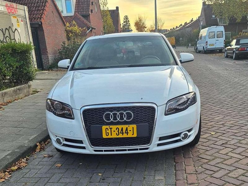 Wit Gebruikt 2008 Audi A4 Proline Sedan | € 3.900 (Super prijs) - Afbeelding 1/4