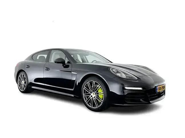 Gebruikt 2015 Porsche Panamera Sedan | € 31.945 - Afbeelding 1/4