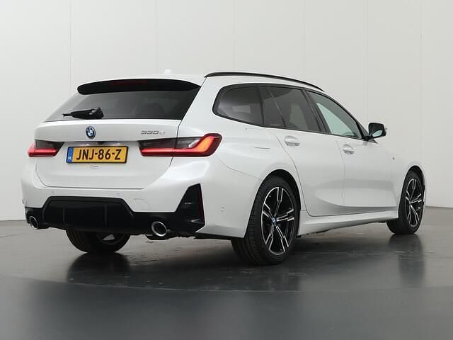 Occasion BMW 330 Comfort Edition 291 PK (214 kW) 2023 Wit Stationwagen
