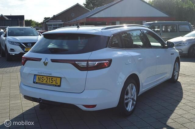 Occasion Renault Mégane GrandTour Zen 101 PK (74 kW) 2017 Wit Stationwagen