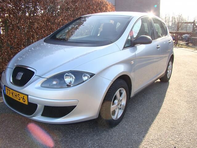 Occasion Seat Altea Reference 102 PK (75 kW) 2005 Grijs MPV