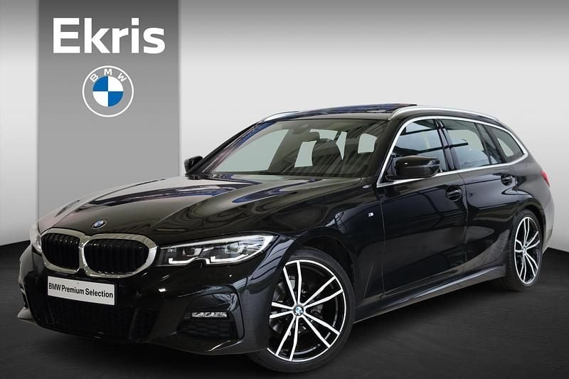 Zwart Gebruikt 2020 BMW 318 Executive Stationwagen | € 34.750 (Duur) - Afbeelding 1/4