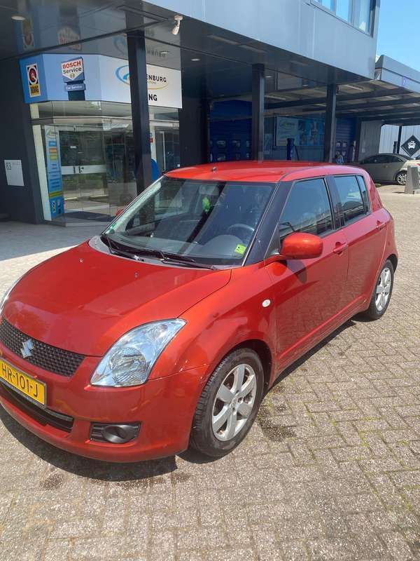 Gebruikt 2009 Suzuki Swift Sedan | € 3.250 (Goede deal) - Afbeelding 1/4