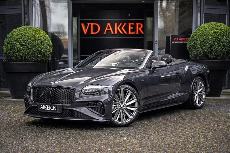 Occasion Bentley Continental Mulliner 780 PK (573 kW) 2025 Grijs Cabriolet
