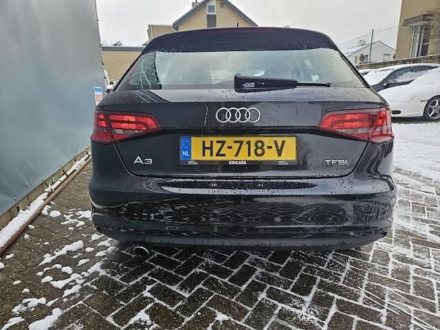 Occasion Audi A3 Sportback Ambition 2016 Zwart (metallic) Hatchback
