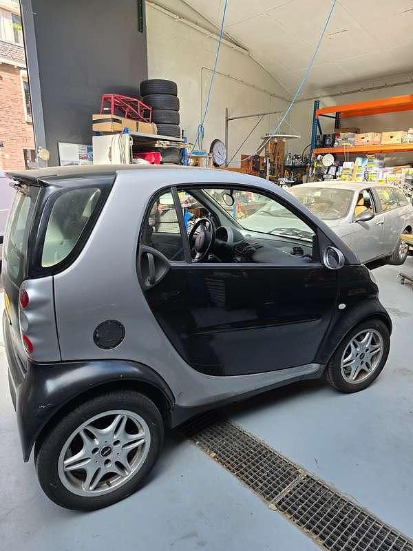 Gebruikt 2001 Smart ForTwo Coupé Hatchback | € 450 (Goede deal) - Afbeelding 1/4