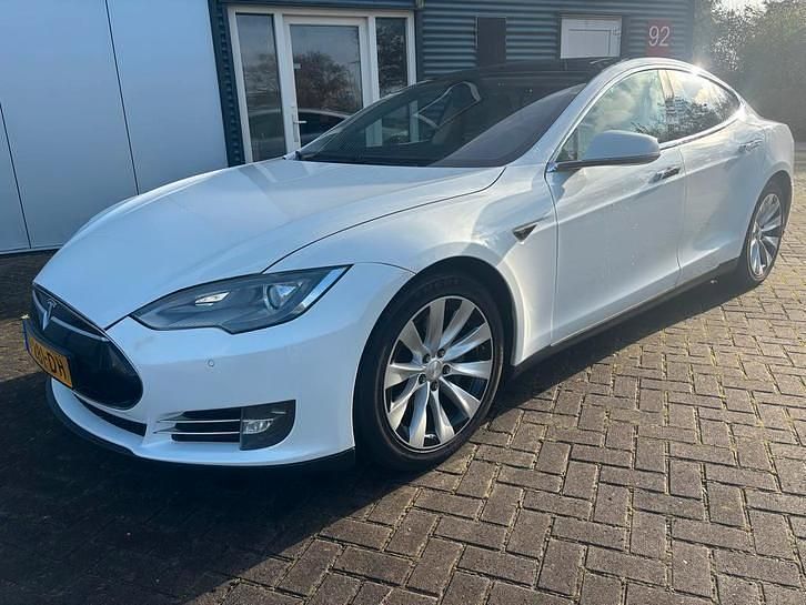 Gebruikt 2014 Tesla Model S Performance Hatchback | € 15.950 - Afbeelding 1/4
