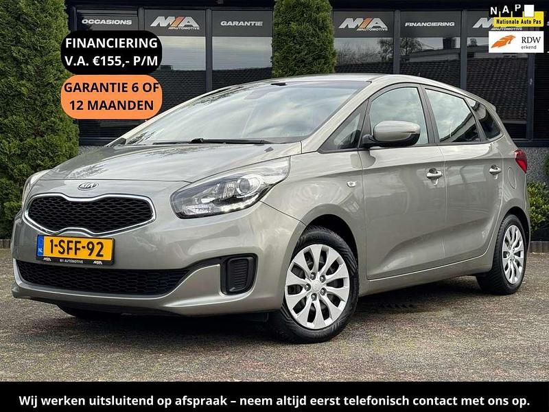 Grijs Gebruikt 2013 Kia Carens Comfort MPV | € 8.950 (Eerlijke prijs) - Afbeelding 1/4
