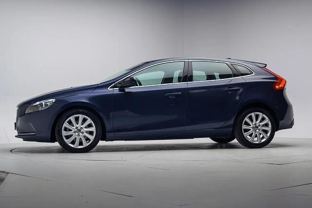 Occasion Volvo V40 Momentum 150 PK (110 kW) 2013 Blauw Hatchback