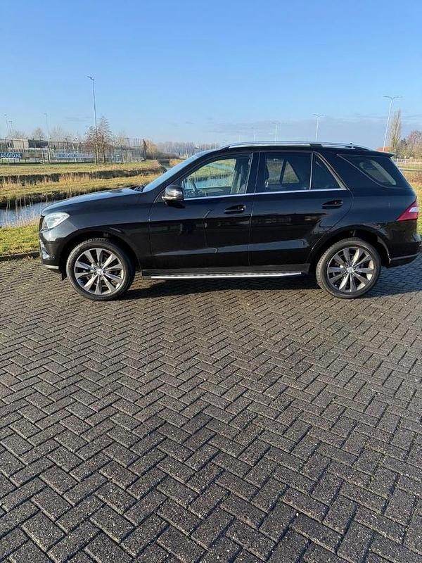 Occasion 2014 Mercedes ML250 SUV | € 19.750 - Afbeelding 1/4