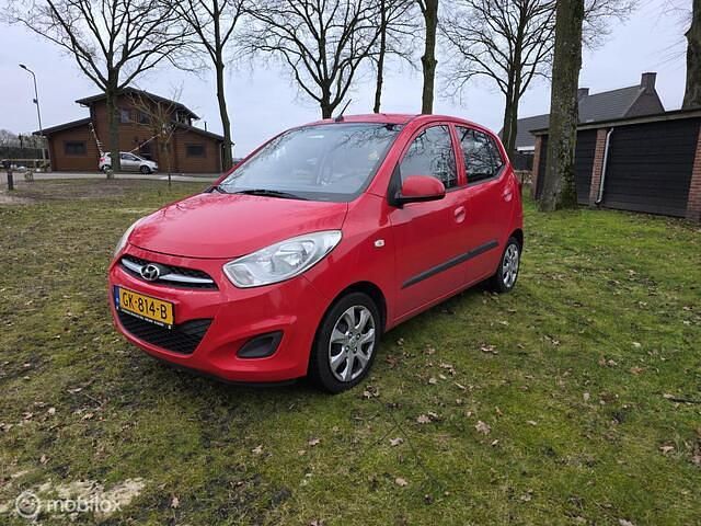 Occasion Hyundai i10 69 PK (50 kW) 2011 Rood Hatchback