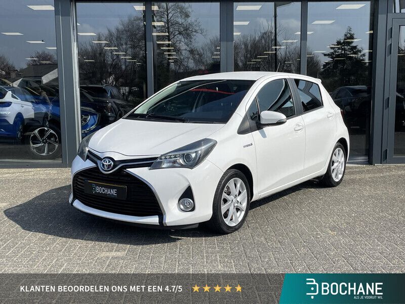 Wit Gebruikt 2015 Toyota Yaris Hybrid Hatchback | € 13.045 (Eerlijke prijs) - Afbeelding 1/4