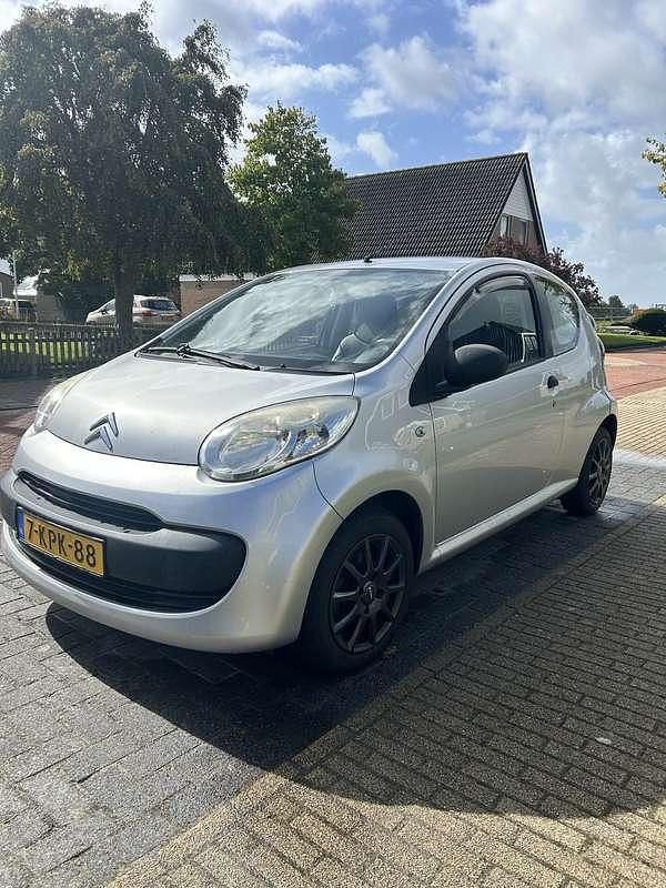 Grijs Gebruikt 2008 Citroën C1 Hatchback | € 1.300 (Goede deal) - Afbeelding 1/4