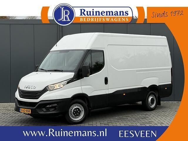 Wit Gebruikt 2022 Iveco Daily Van | € 21.950 (Goede deal) - Afbeelding 1/4