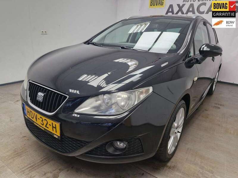 Zwart, metallic lak Gebruikt 2012 Seat Ibiza ST Style Stationwagen | € 6.995 (Duur) - Afbeelding 1/4