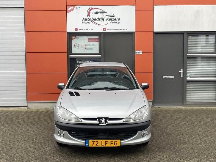 Occasion Peugeot 206 109 PK (80 kW) 2003 Grijs Hatchback