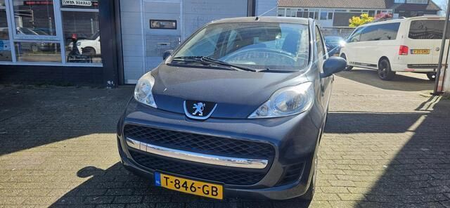 Occasion Peugeot 107 Urban Move 68 PK (50 kW) 2010 Grijs Hatchback