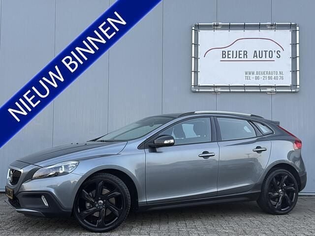 Occasion Volvo V40 154 PK (113 kW) 2017 Grijs Hatchback