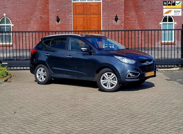 Grijs Gebruikt 2010 Hyundai ix35 Style SUV | € 6.999 (Eerlijke prijs) - Afbeelding 1/4