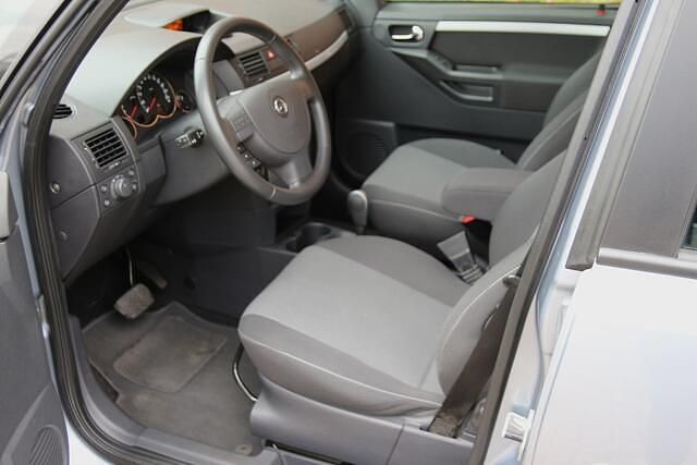 Occasion Opel Meriva Cosmo 105 PK (77 kW) 2007 Grijs MPV