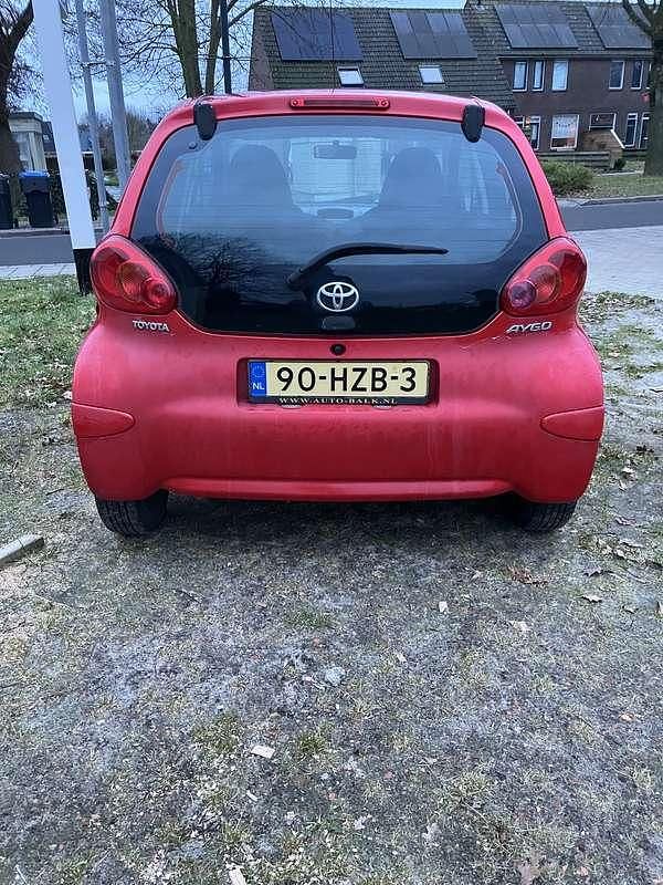 Occasion Toyota Aygo Comfort 68 PK (50 kW) 2009 Rood Hatchback