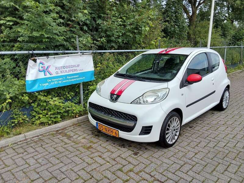 Wit Gebruikt 2010 Peugeot 107 Hatchback | € 1.950 (Iets duurder) - Afbeelding 1/4