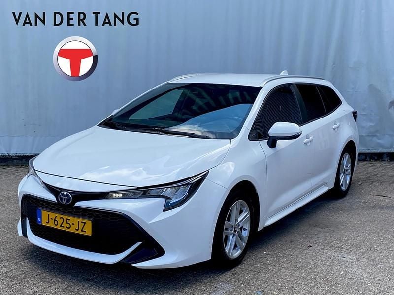 Wit Gebruikt 2020 Toyota Corolla Active Stationwagen | € 17.950 (Eerlijke prijs) - Afbeelding 1/4