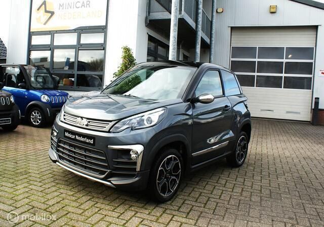 Grijs Gebruikt 2020 Ligier JS60 Hatchback | € 13.950 (Eerlijke prijs) - Afbeelding 1/4