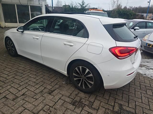 Occasion Mercedes A160 Business 109 PK (80 kW) 2019 Wit Hatchback