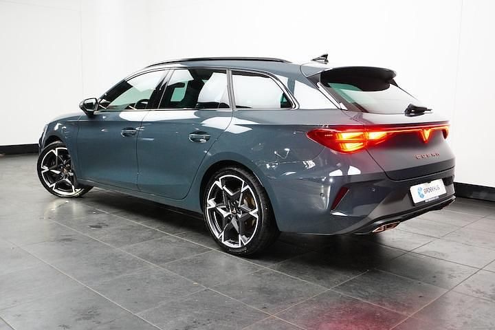 Occasion Cupra Leon VZ 272 PK (200 kW) 2022 Blauw Stationwagen