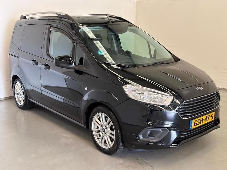 Occasion Ford Tourneo Courier Titanium 101 PK (74 kW) 2019 Zwart MPV