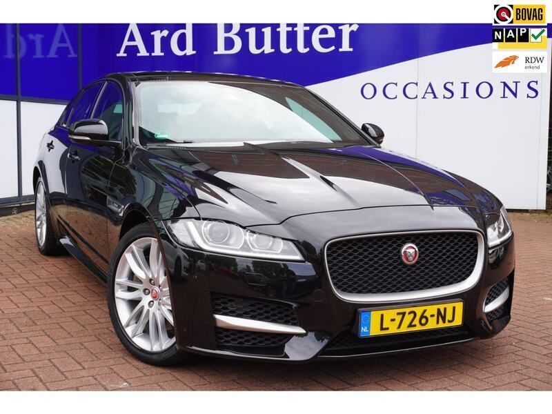 Zwart Gebruikt 2016 Jaguar XF Portfolio Sedan | € 23.999 - Afbeelding 1/4