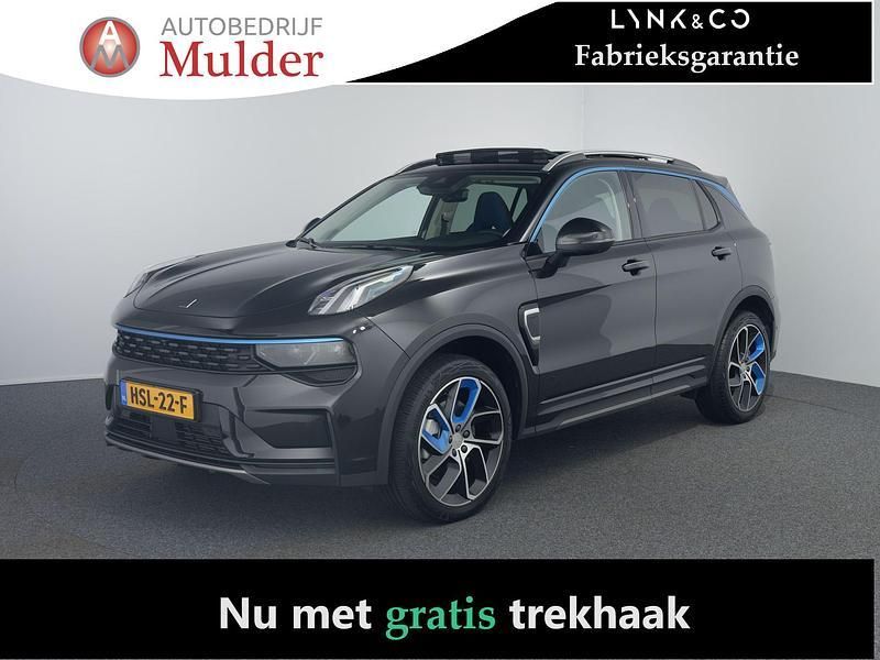 Zwart Gebruikt 2023 Lynk & Co 01 SUV | € 28.945 (Eerlijke prijs) - Afbeelding 1/4