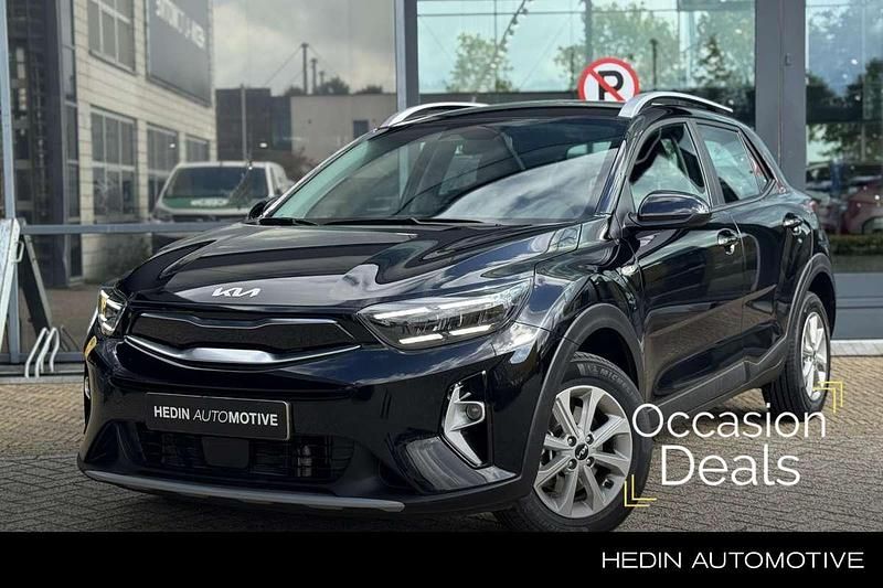Occasion Kia Stonic 101 PK (74 kW) 2024 Zwart SUV