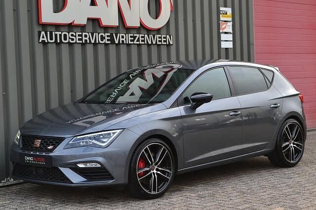 Grijs Gebruikt 2017 Cupra Leon Hatchback | € 25.950 (Eerlijke prijs) - Afbeelding 1/4