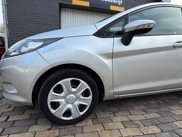 Occasion Ford Fiesta Limited 60 PK (44 kW) 2009 Grijs Hatchback