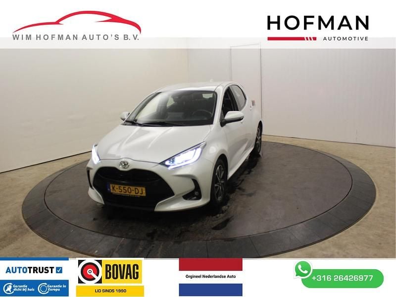 Wit Gebruikt 2020 Toyota Yaris Hatchback | € 17.240 (Eerlijke prijs) - Afbeelding 1/4