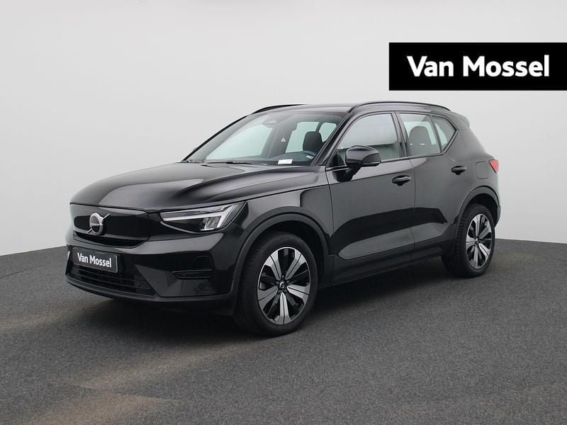 Zwart Occasion 2022 Volvo XC40 Core SUV | € 26.400 (Super prijs) - Afbeelding 1/3