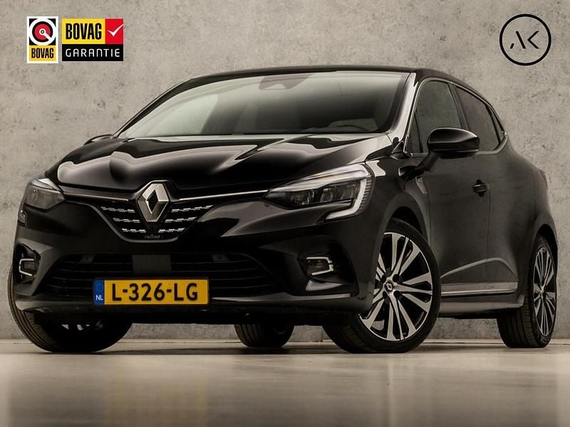 Zwart Gebruikt 2021 Renault Clio V Initiale Paris Hatchback | € 18.445 (Goede deal) - Afbeelding 1/4