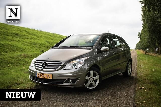 Grijs Gebruikt 2007 Mercedes B170 MPV | € 6.490 (Eerlijke prijs) - Afbeelding 1/4