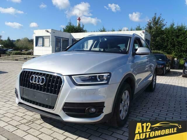 Grijs Gebruikt 2012 Audi Q3 SUV | € 13.900 (Iets duurder) - Afbeelding 1/4