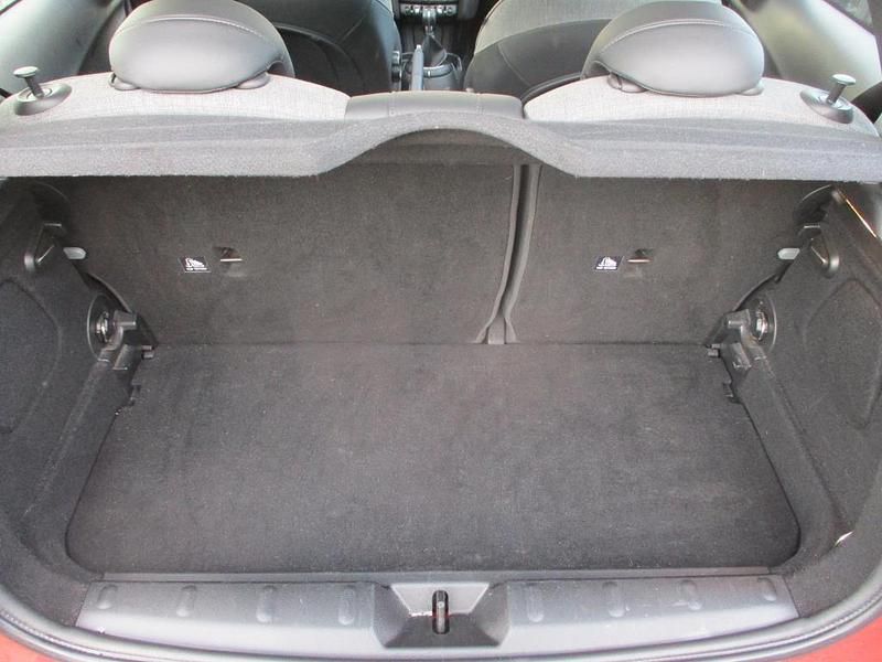 Occasion Mini Cooper Business 136 PK (100 kW) 2014 Rood Hatchback