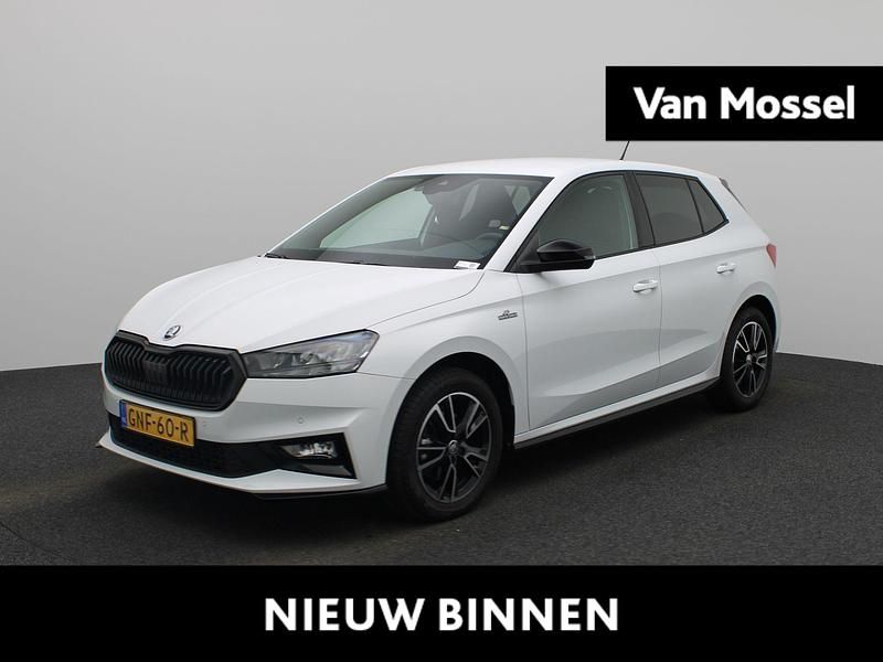 Wit Gebruikt 2024 Skoda Fabia Monte Carlo Hatchback | € 26.400 (Eerlijke prijs) - Afbeelding 1/4