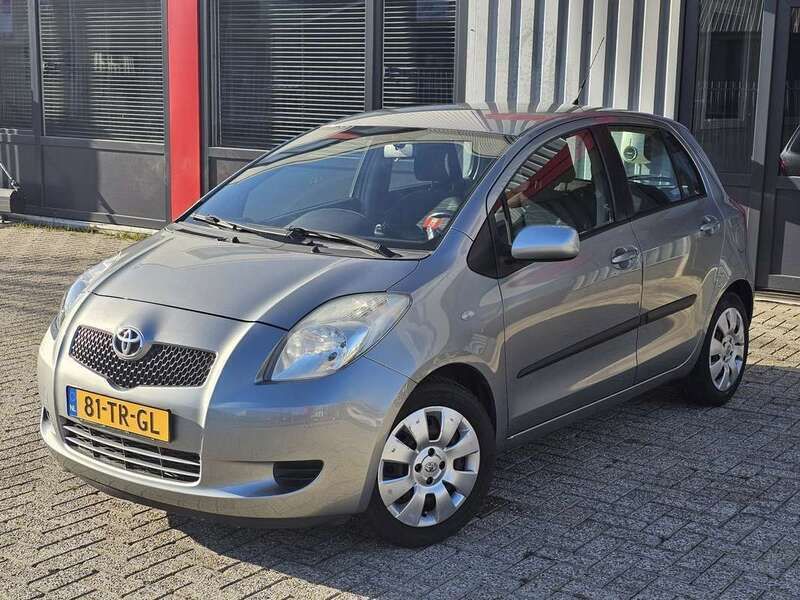 Gebruikt 2007 Toyota Yaris Sol Sedan | € 4.500 (Eerlijke prijs) - Afbeelding 1/4