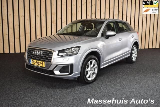 Grijs Gebruikt 2017 Audi Q2 Sport SUV | € 19.950 (Eerlijke prijs) - Afbeelding 1/4
