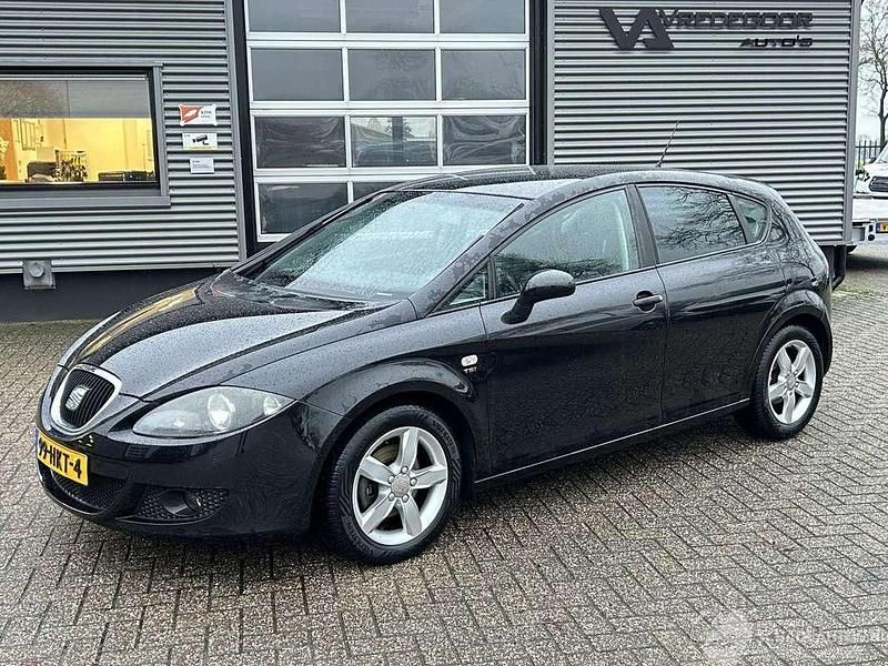 Occasion Seat Leon Style 125 PK (91 kW) 2009 Zwart Sedan